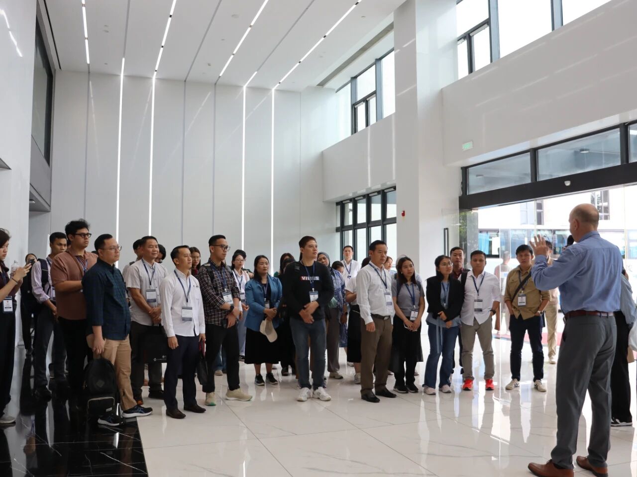 東盟自貿協(xié)定升級綠色貿易研修班到訪嘉戎技術